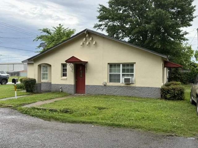 302 E 11th Street Mt Pleasant, TX 75455