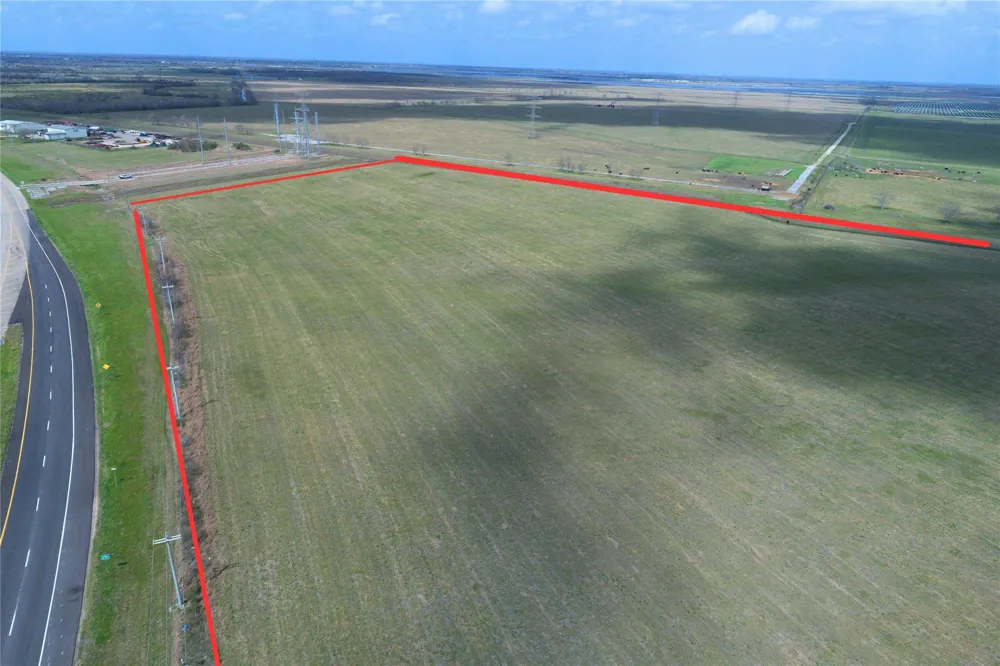 Fm 523 North Loop Angleton, TX 77515