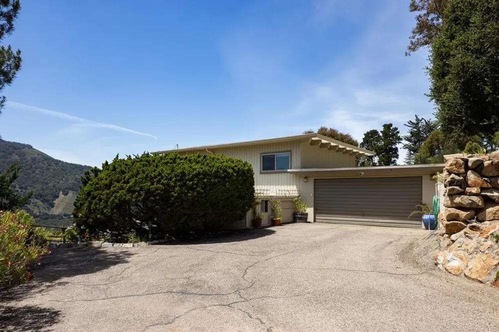 134 Laurel Drive Carmel Valley, CA 93924