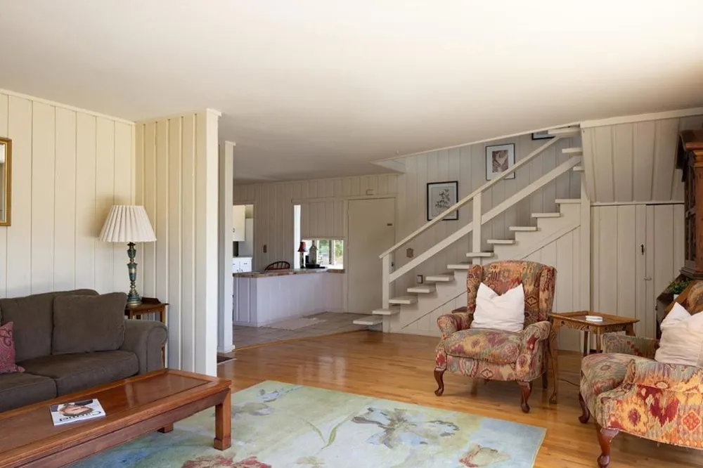 134 Laurel Drive Carmel Valley, CA 93924