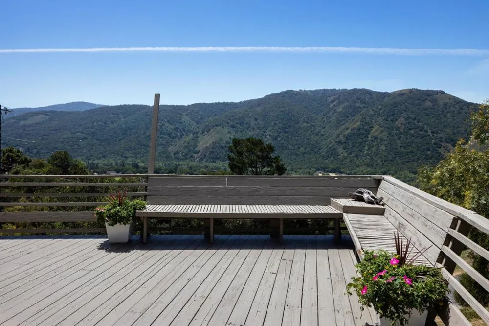 134 Laurel Drive Carmel Valley, CA 93924