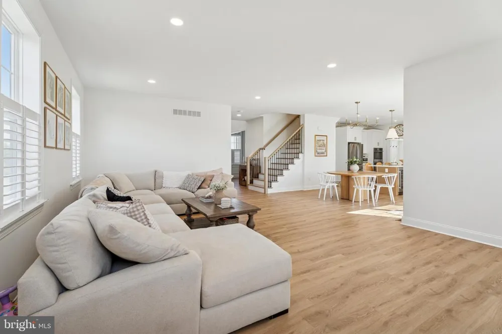 1603 CHESTNUT RIDGE ROAD Upper Black Eddy, PA 18972