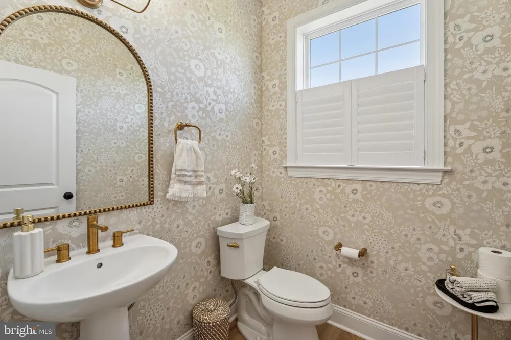 1603 CHESTNUT RIDGE ROAD Upper Black Eddy, PA 18972