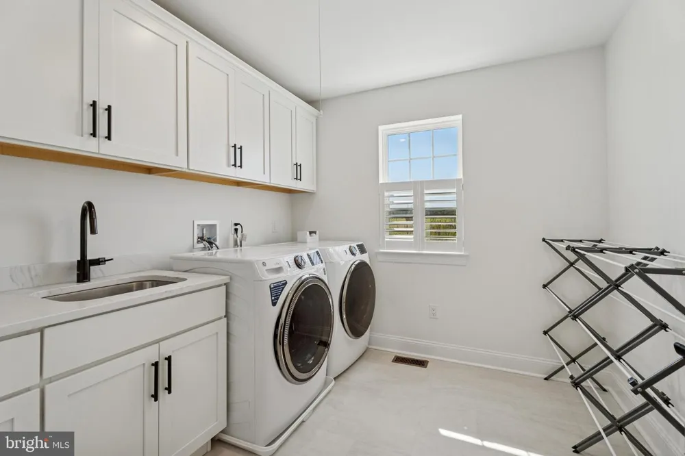 1603 CHESTNUT RIDGE ROAD Upper Black Eddy, PA 18972
