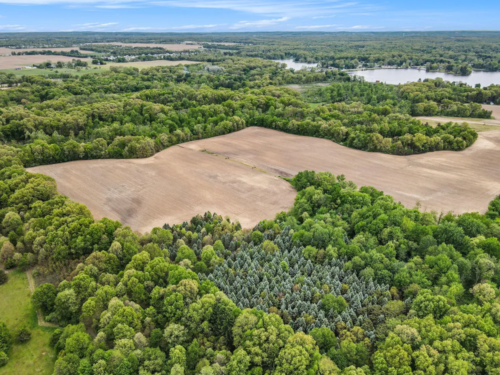 665 County Road 665 Paw Paw, MI 49079