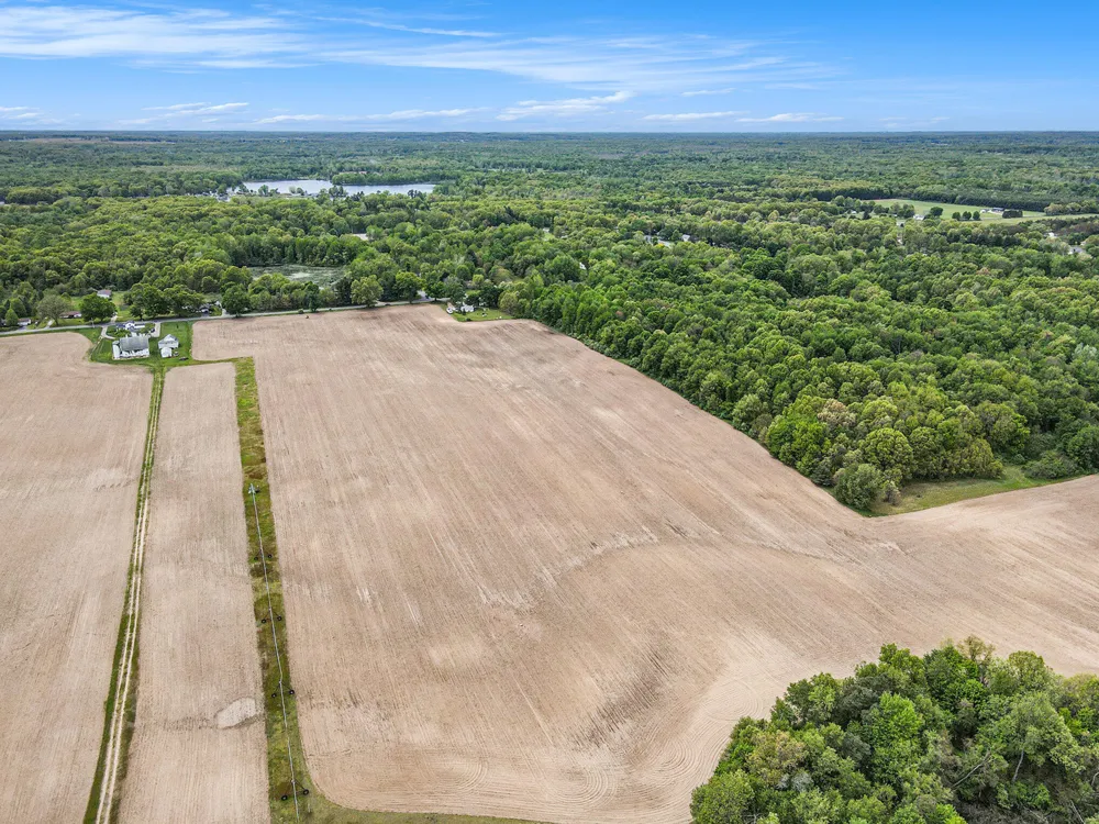 665 County Road 665 Paw Paw, MI 49079