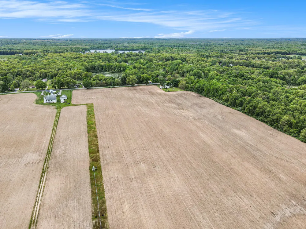 665 County Road 665 Paw Paw, MI 49079