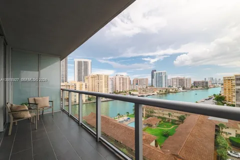 2602 E Hallandale Beach Blvd #R1109