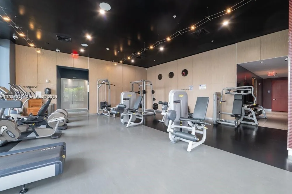 2602 E Hallandale Beach Blvd #R1109 Hallandale Beach, FL 33009