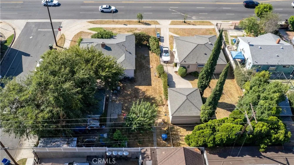 14005 Victory Boulevard Van Nuys, CA 91401