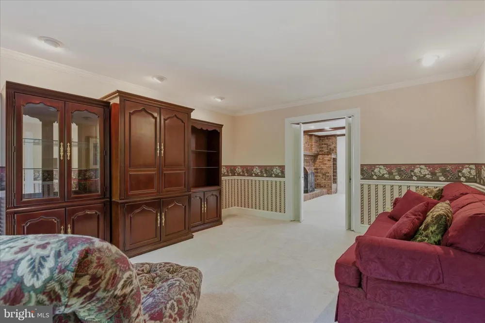 3901 LAKESIDE COURT Dunkirk, MD 20754