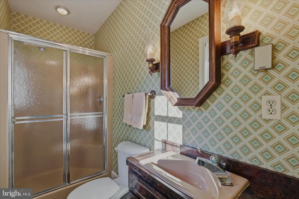 3901 LAKESIDE COURT Dunkirk, MD 20754