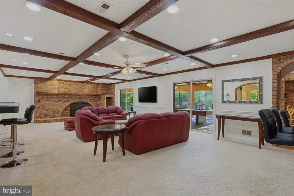 3901 LAKESIDE COURT Dunkirk, MD 20754
