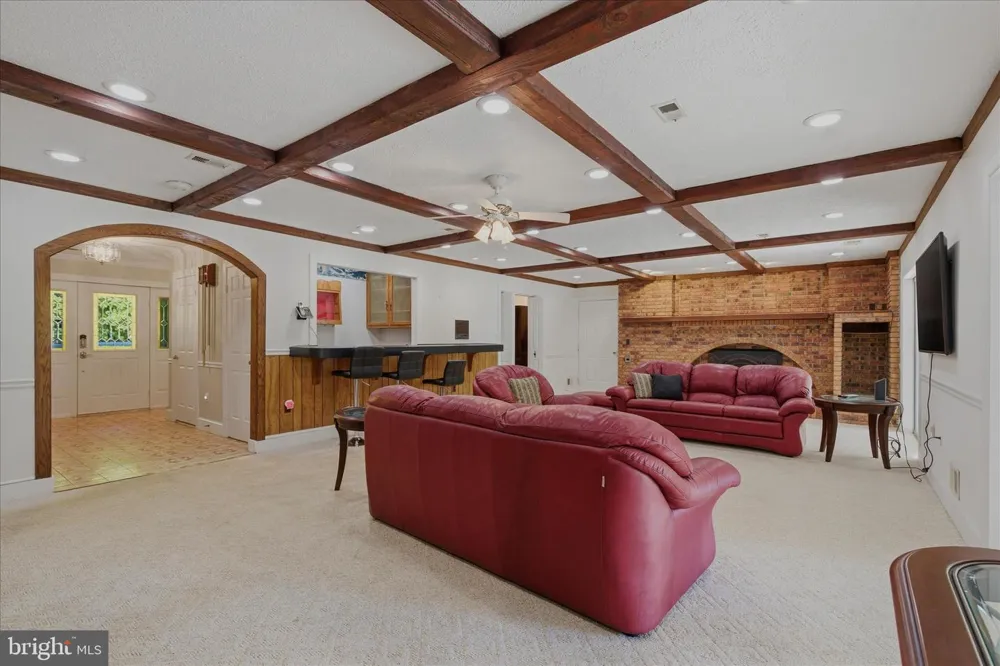 3901 LAKESIDE COURT Dunkirk, MD 20754