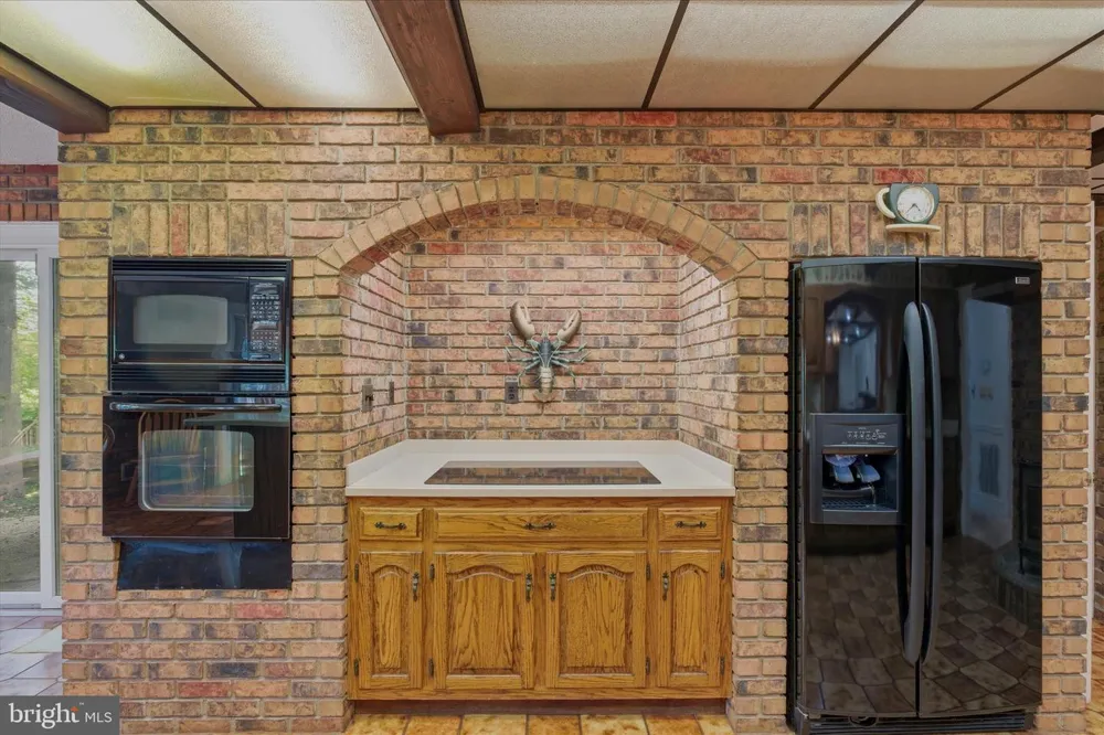 3901 LAKESIDE COURT Dunkirk, MD 20754