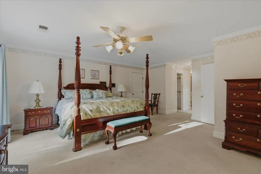 3901 LAKESIDE COURT Dunkirk, MD 20754