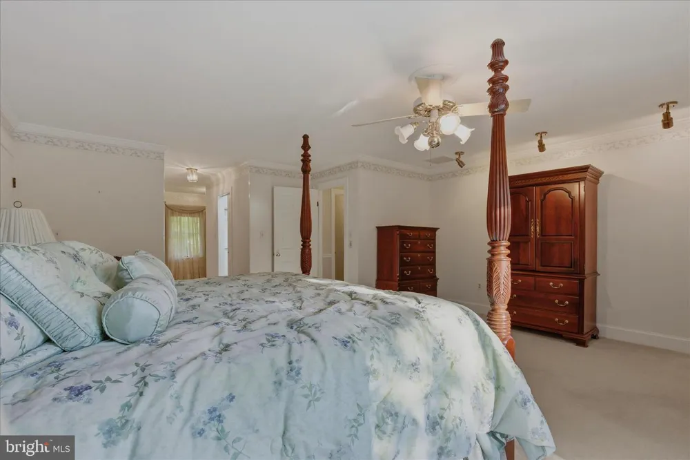 3901 LAKESIDE COURT Dunkirk, MD 20754