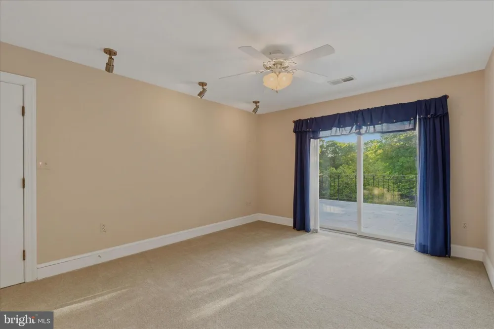 3901 LAKESIDE COURT Dunkirk, MD 20754