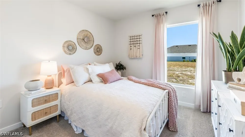 RADIANT SUN LANE Lehigh Acres, FL 33936