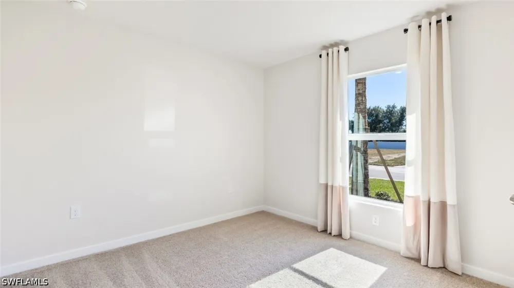 RADIANT SUN LANE Lehigh Acres, FL 33936