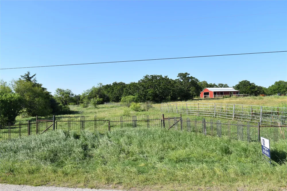 Pine Street Alvord, TX 76225