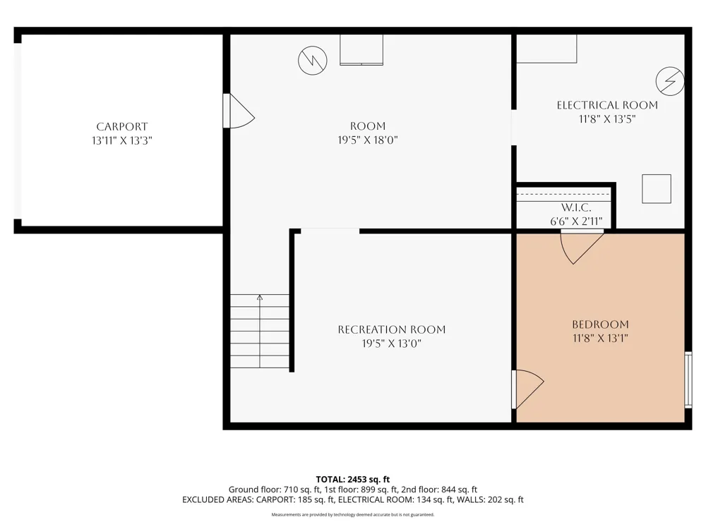 10451 Pine Island Drive NE Algoma Township, MI 49345