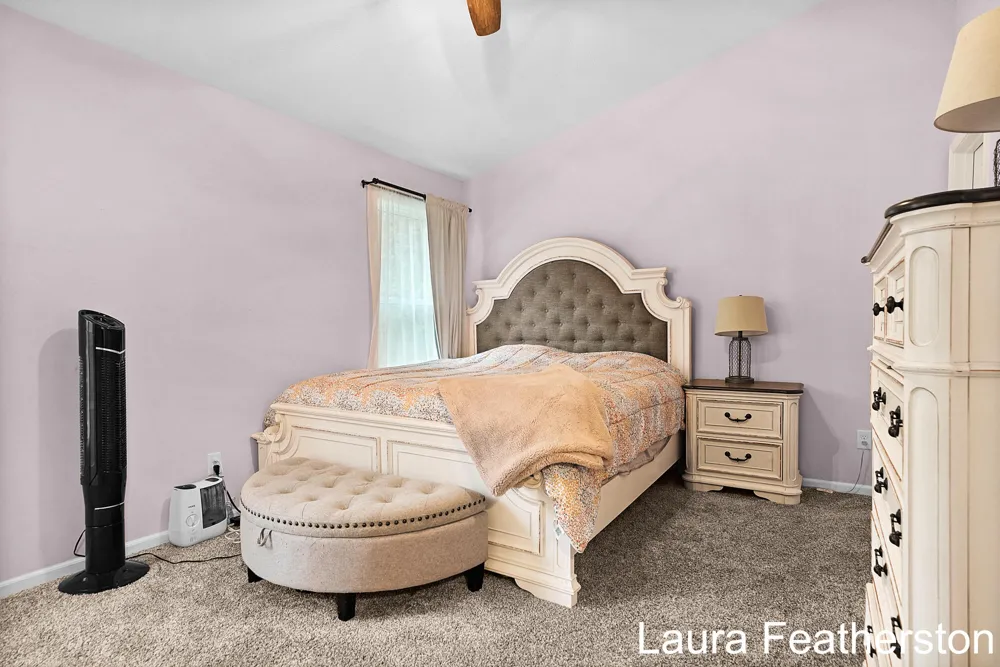 10451 Pine Island Drive NE Algoma Township, MI 49345