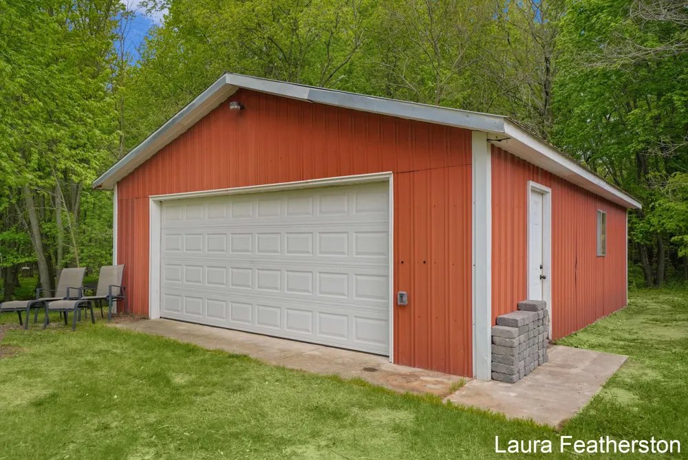 10451 Pine Island Drive NE Algoma Township, MI 49345