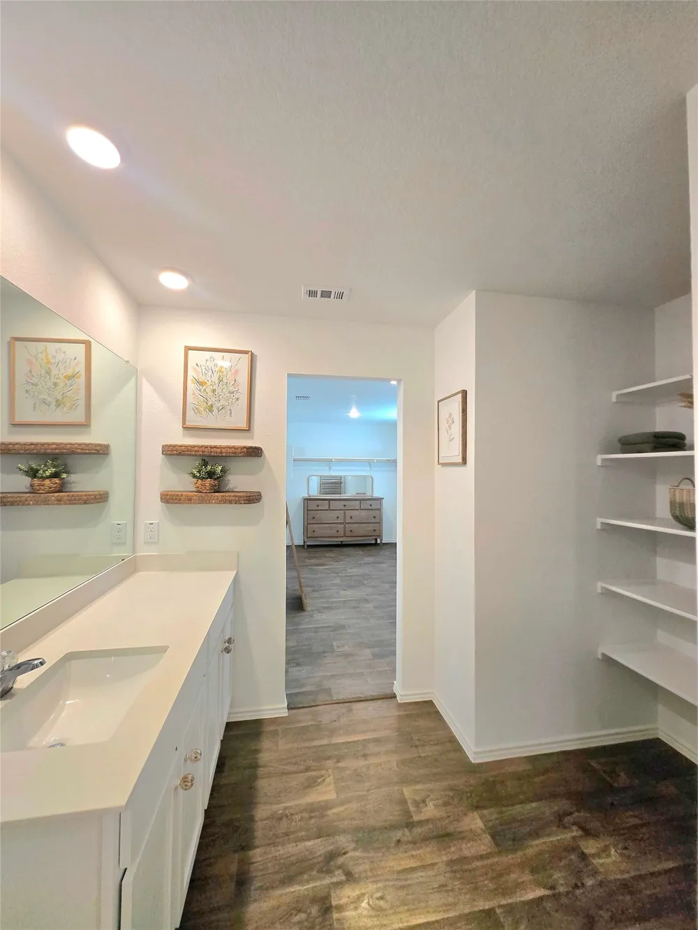 12419 Silversmith Lane Buda, TX 78610