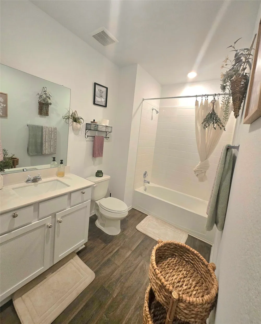 12419 Silversmith Lane Buda, TX 78610
