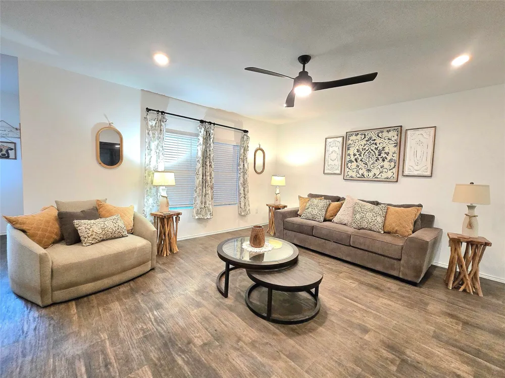 12419 Silversmith Lane Buda, TX 78610
