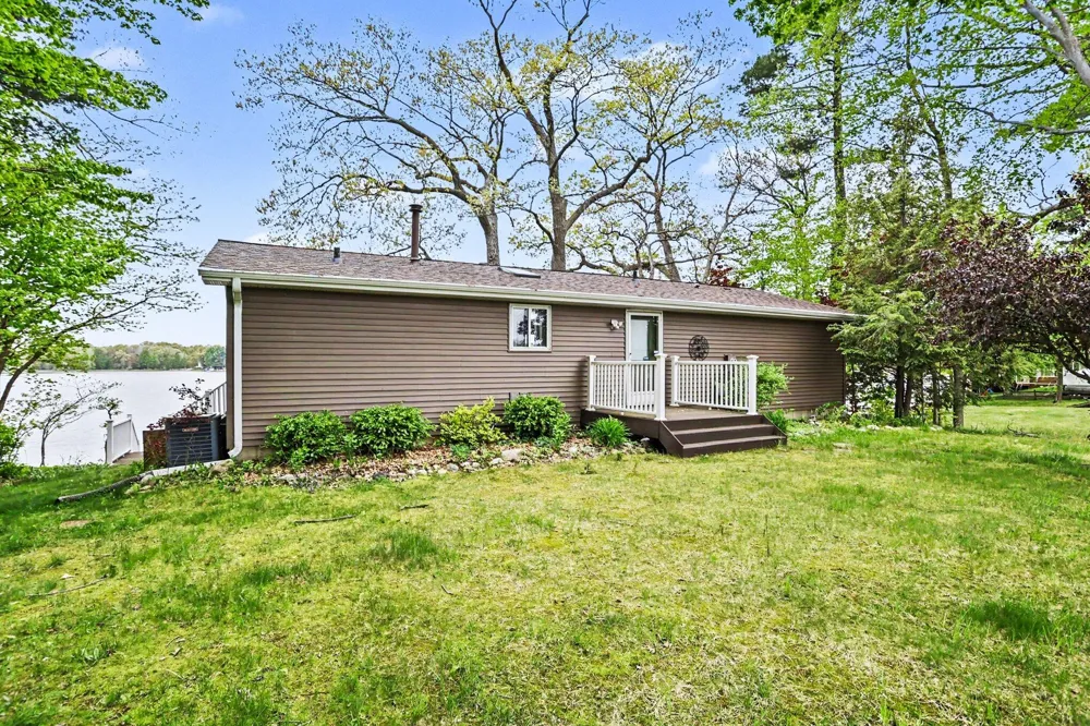 86500 60th Street Decatur, MI 49045