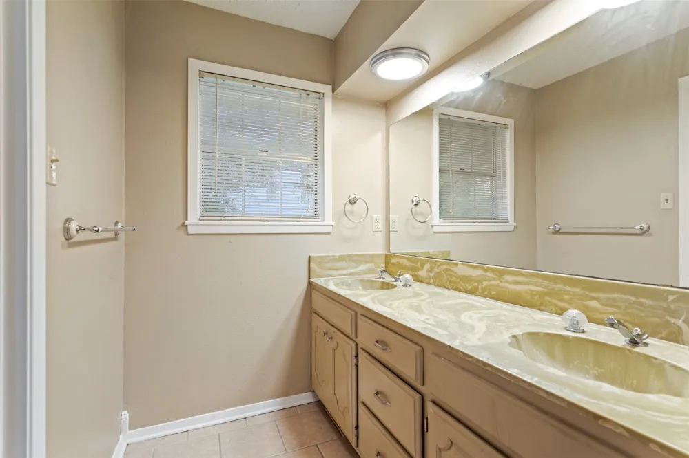 5161 US Highway 271 Pittsburg, TX 75686