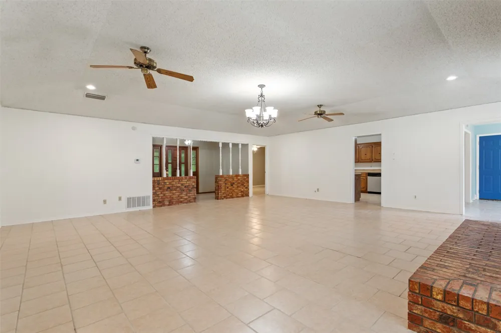 5161 US Highway 271 Pittsburg, TX 75686
