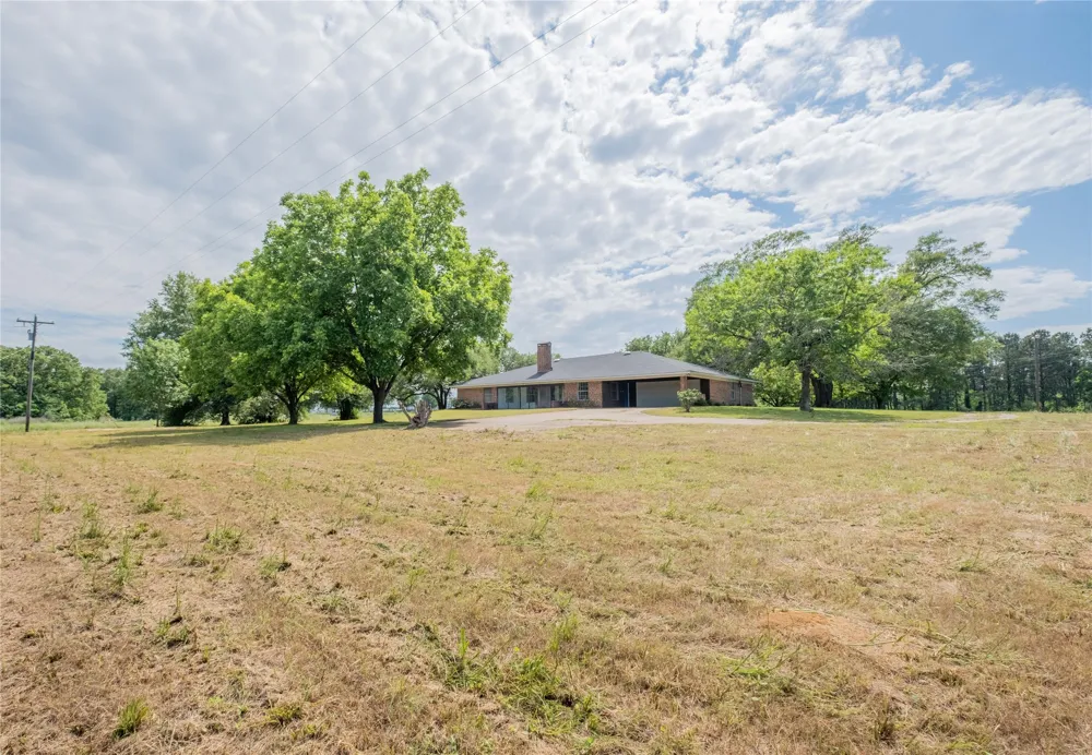 5161 US Highway 271 Pittsburg, TX 75686