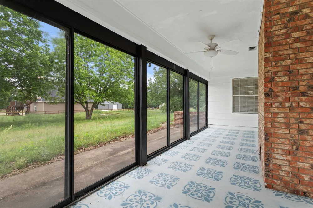 5161 US Highway 271 Pittsburg, TX 75686