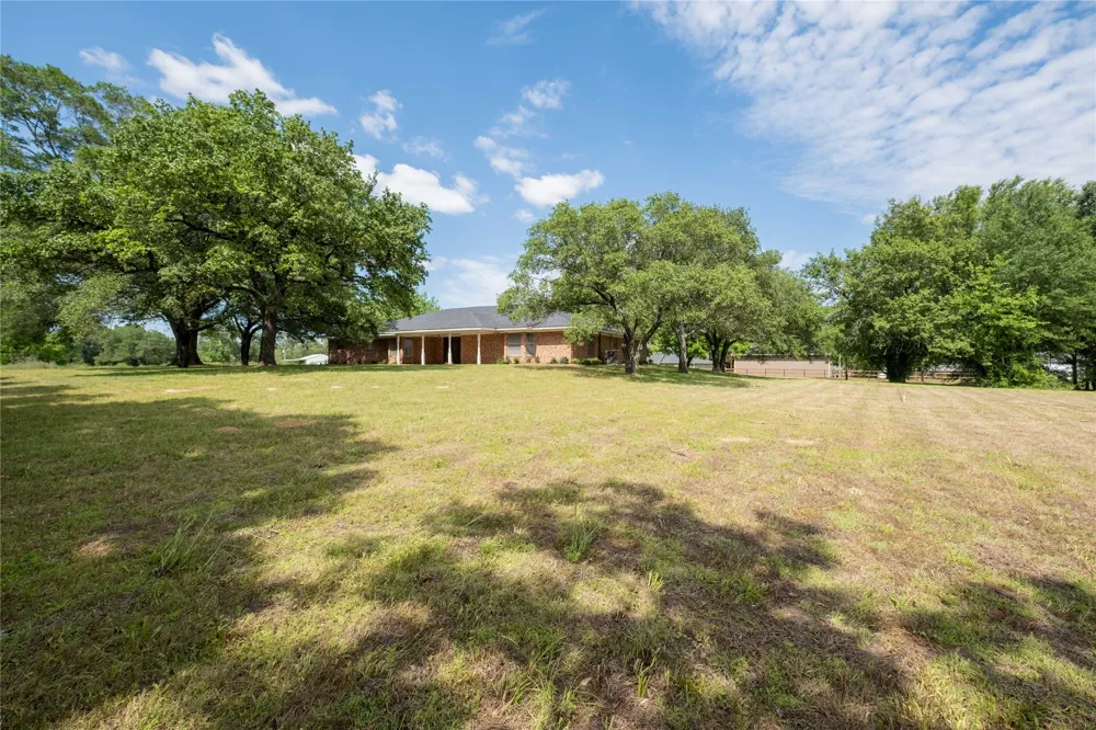 5161 US Highway 271 Pittsburg, TX 75686