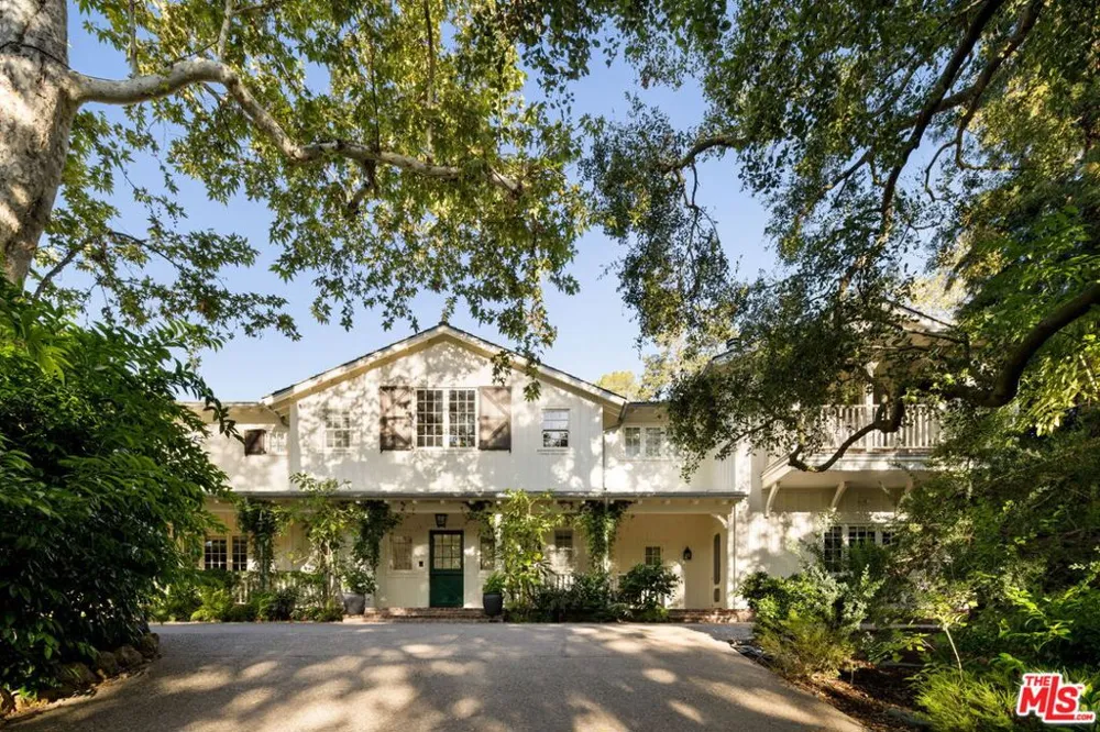 1900 Old Ranch Road Los Angeles, CA 90049