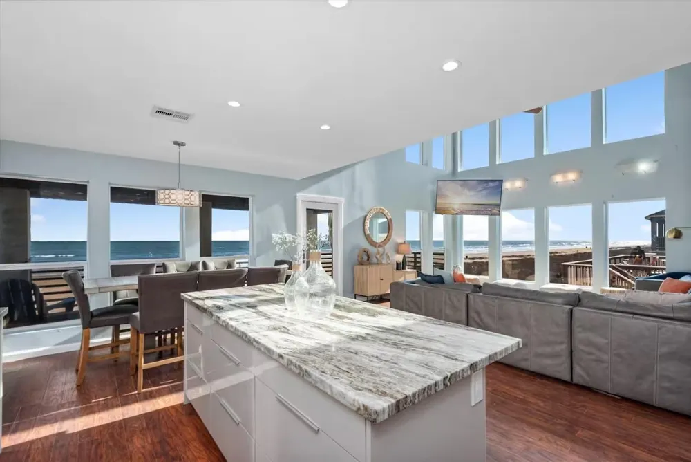 21502 Kennedy Drive Galveston, TX 77554