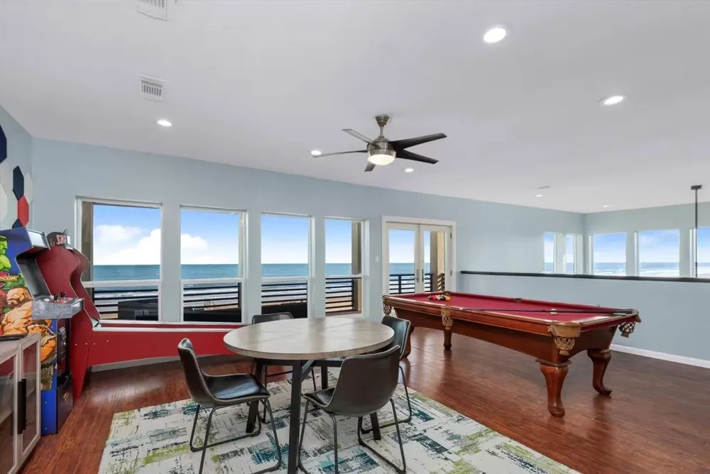 21502 Kennedy Drive Galveston, TX 77554