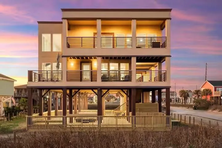 21502 Kennedy Drive Galveston, TX 77554