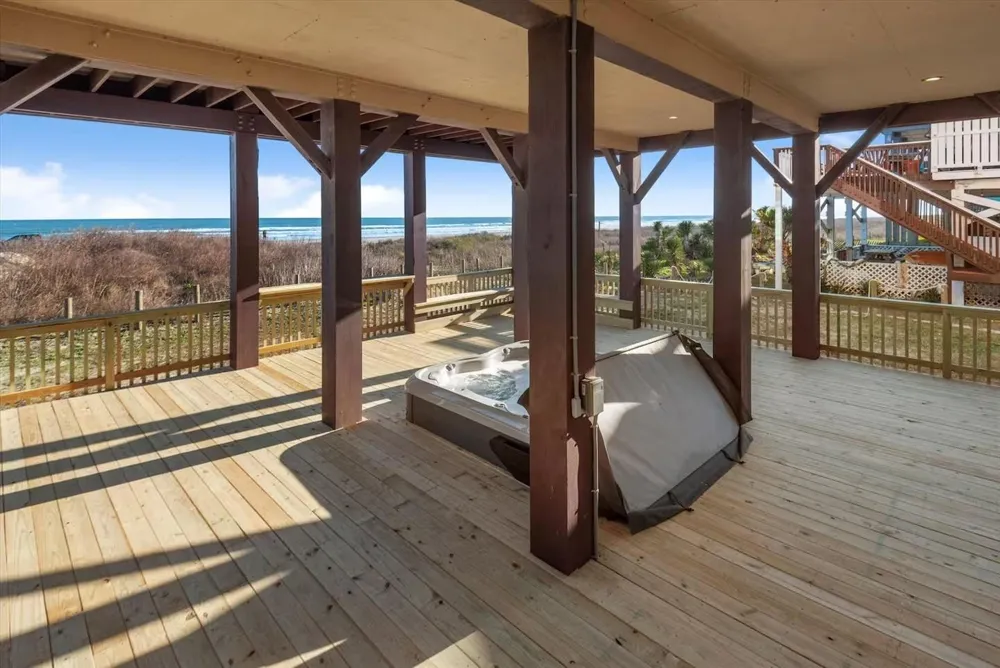 21502 Kennedy Drive Galveston, TX 77554