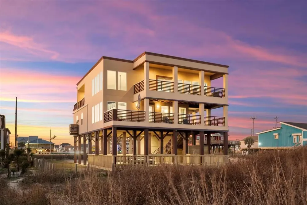 21502 Kennedy Drive Galveston, TX 77554