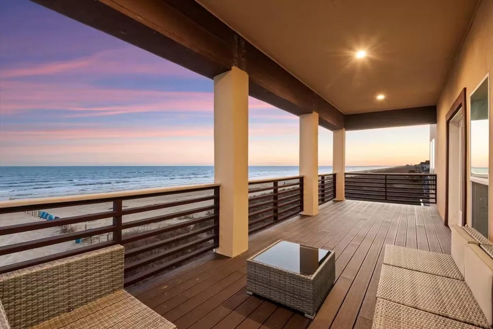 21502 Kennedy Drive Galveston, TX 77554