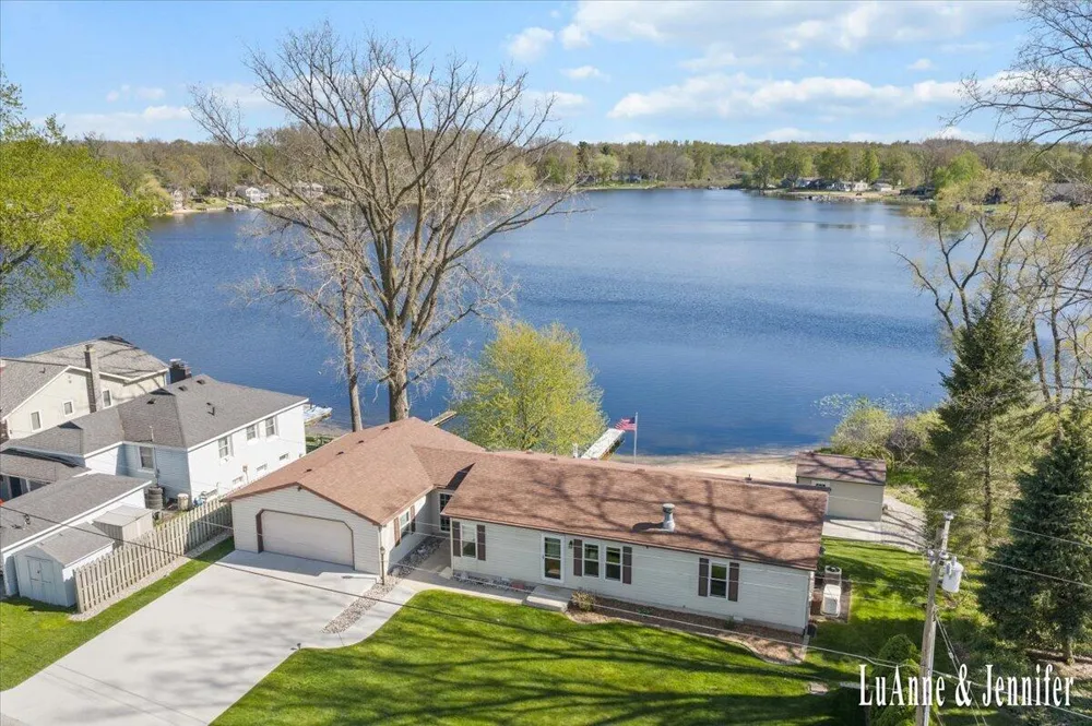 10260 Swem Street NE Oakfield Township, MI 49341
