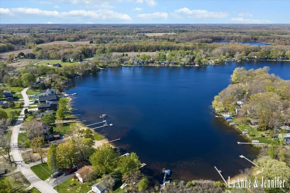 10260 Swem Street NE Oakfield Township, MI 49341