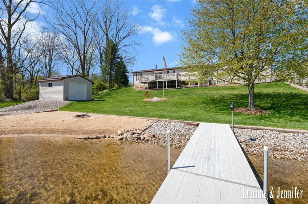 10260 Swem Street NE Oakfield Township, MI 49341