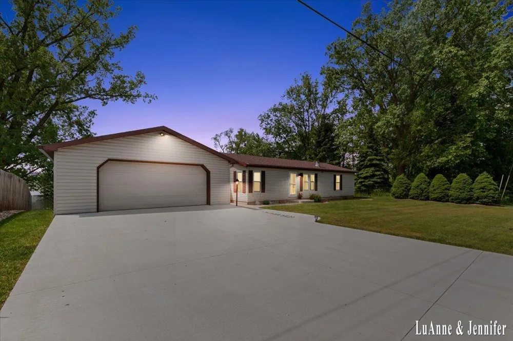 10260 Swem Street NE Oakfield Township, MI 49341