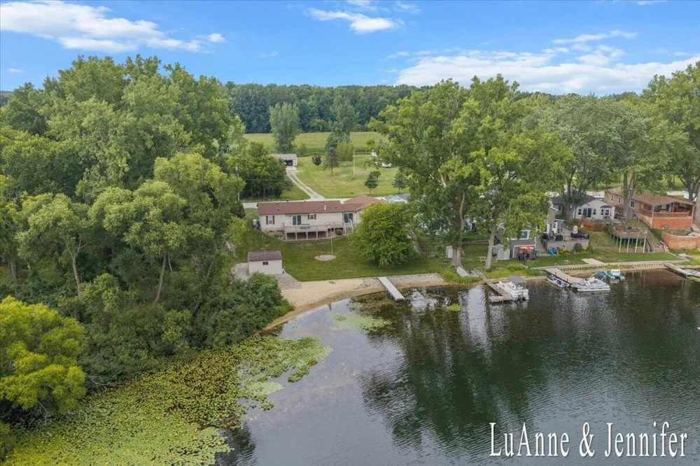 10260 Swem Street NE Oakfield Township, MI 49341