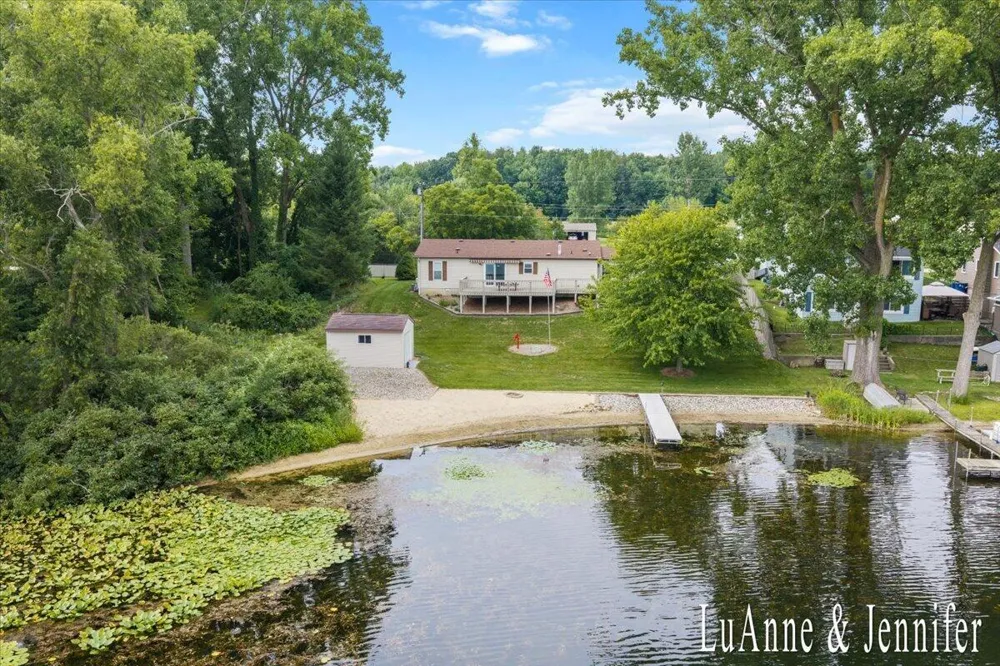 10260 Swem Street NE Oakfield Township, MI 49341